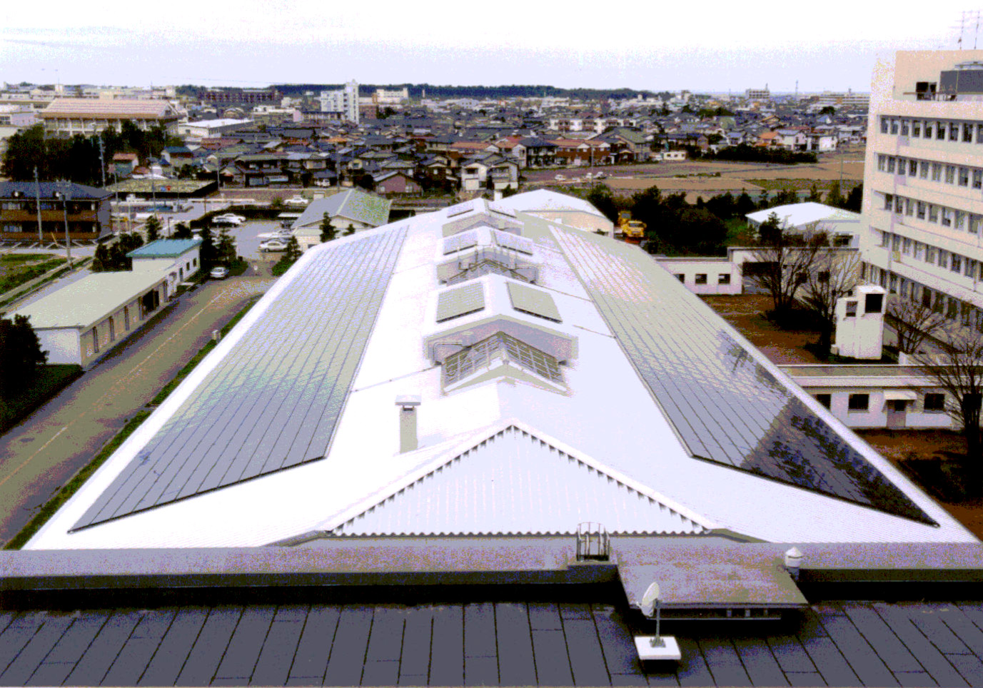 石川県工業試験場太陽光発電設備